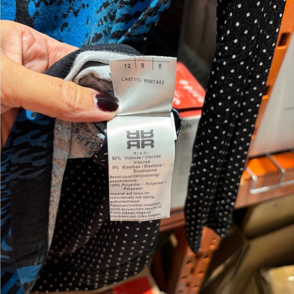 Riani ladies skirt/jacket set - Picture 11 of 11